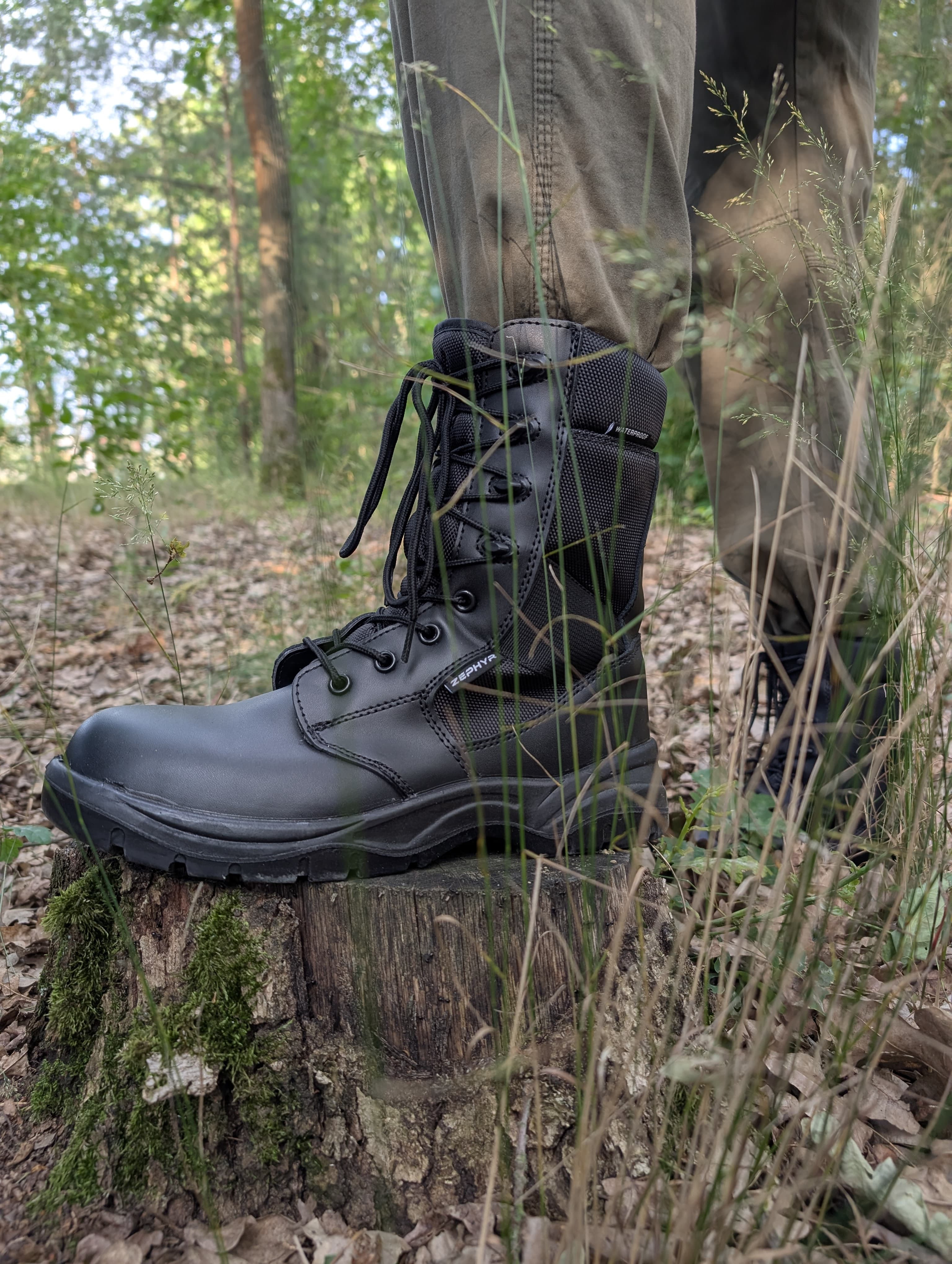 Jak dbać o buty wojskowe? Kompletny poradnik czyszczenia, pastowania i sznurowania